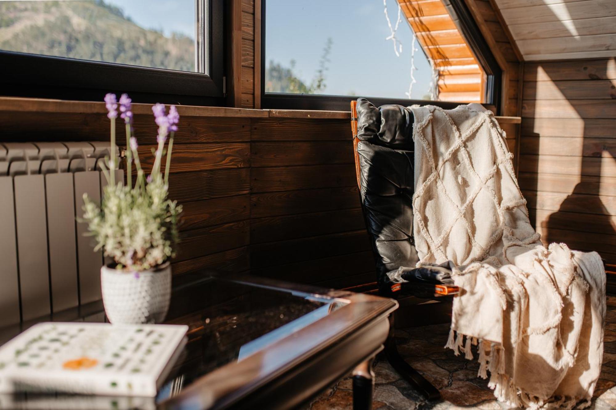 Moonlake Chalet Gainesti Zewnętrze zdjęcie