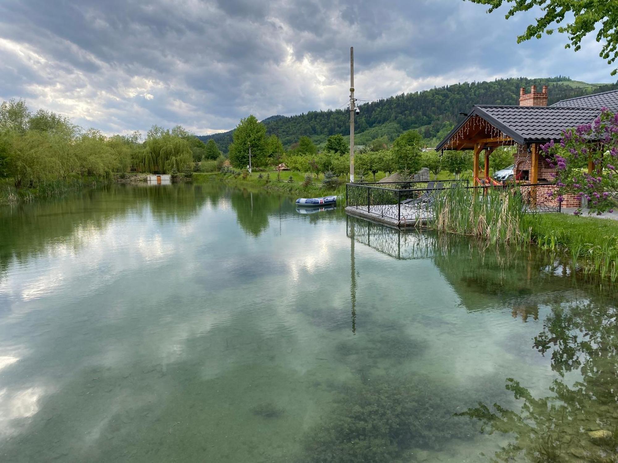 Moonlake Chalet Gainesti Zewnętrze zdjęcie